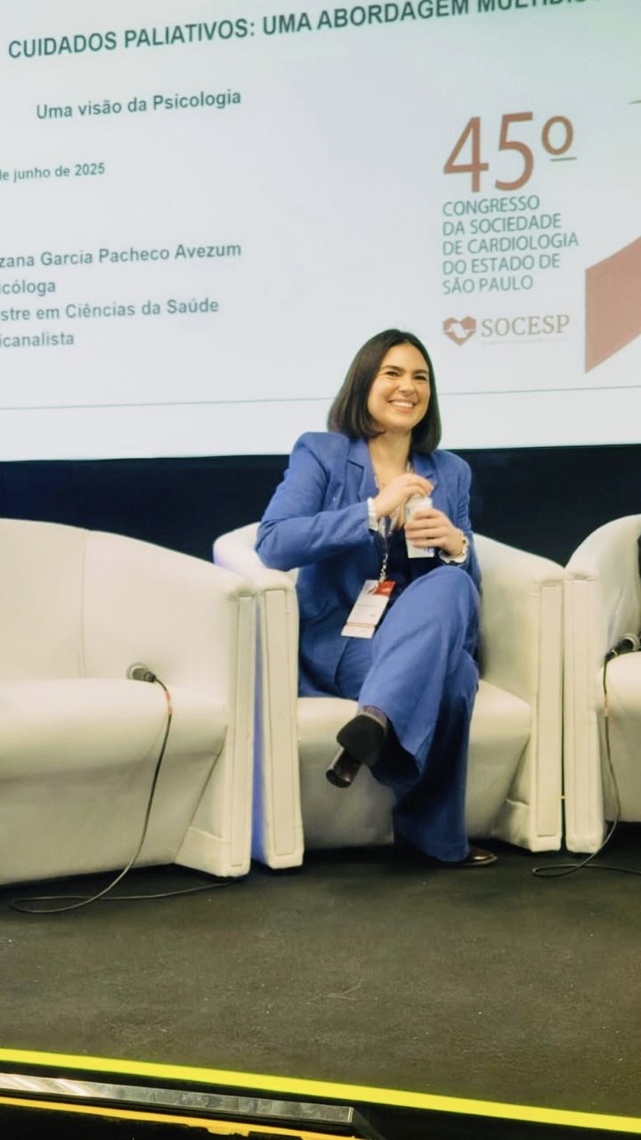 Dra. Bárbara Freire